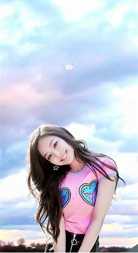 Jennie pic taken from bing(msn)